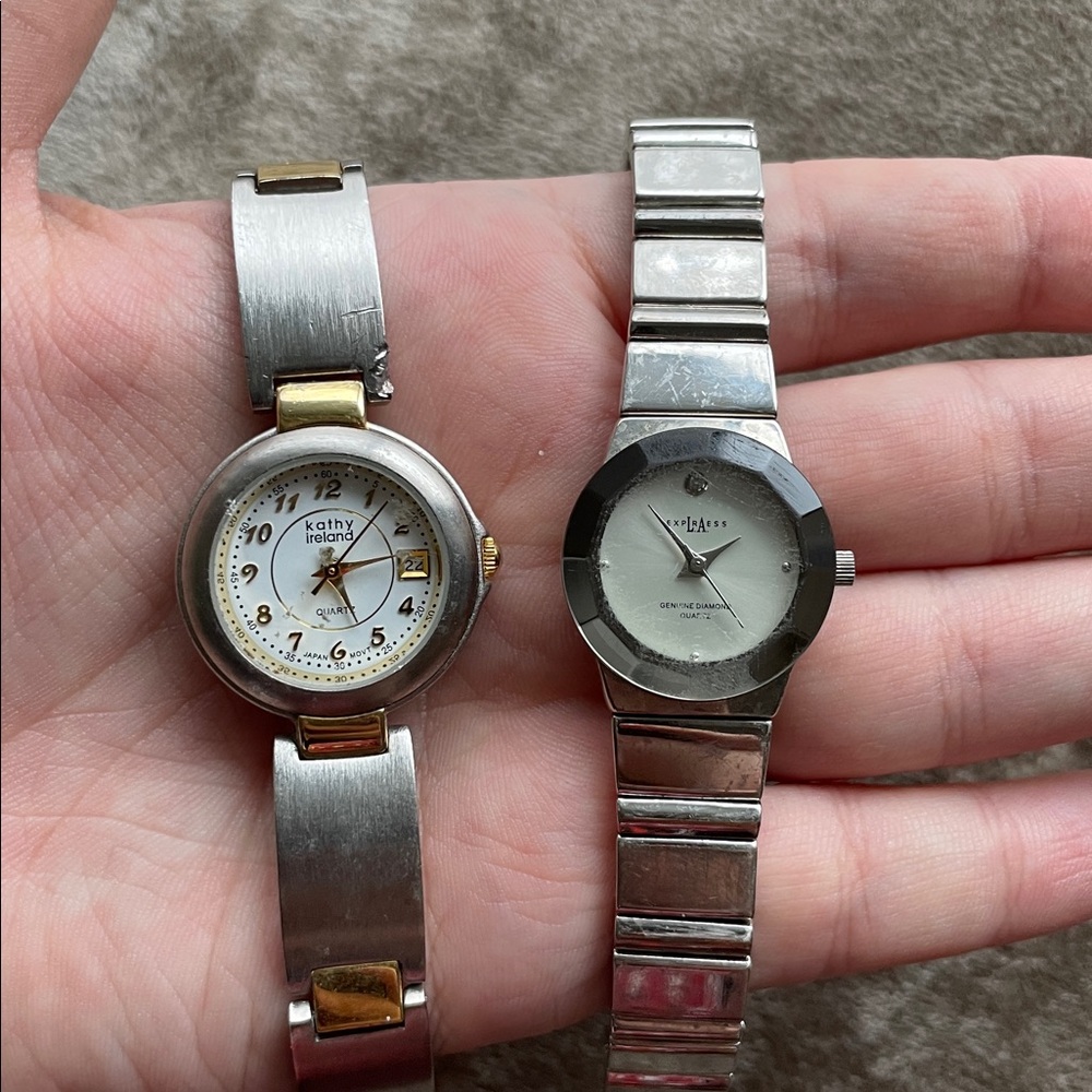 2pc LOT •KATHY IRELAND• & LA Express Vintage silver tone watches >> UNTESTED